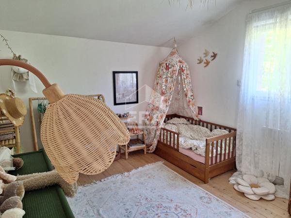 Maison  individuelle en pierre à 8 minutes de Montpon Ménestérol.