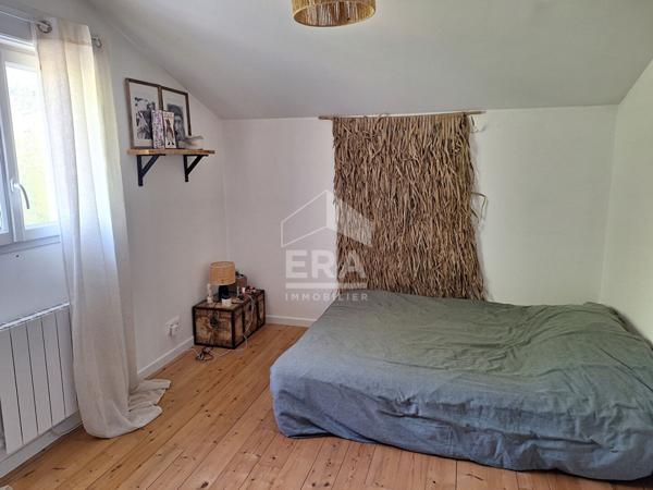 Maison  individuelle en pierre à 8 minutes de Montpon Ménestérol.