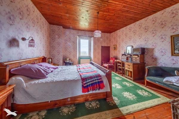 Maison 379 080 € Figeac 7 p 232 m² DPE B