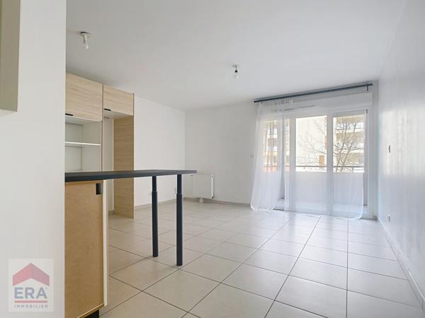 A louer appartement type 2 Marseille 13014 Le Merlan terrasse parking