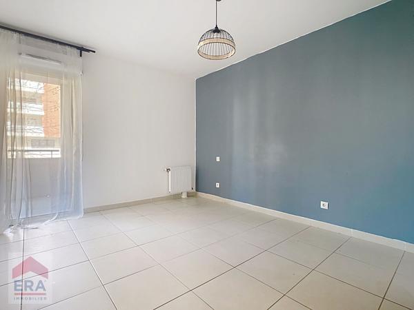 A louer appartement type 2 Marseille 13014 Le Merlan terrasse parking