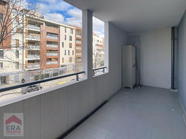 A louer appartement type 2 Marseille 13014 Le Merlan terrasse parking