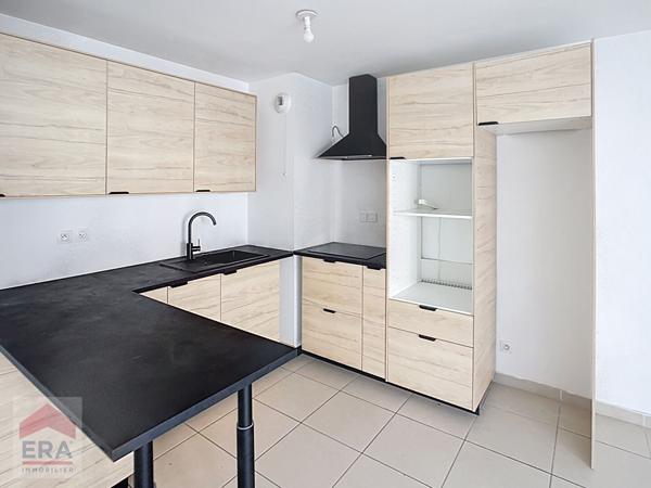 A louer appartement type 2 Marseille 13014 Le Merlan terrasse parking