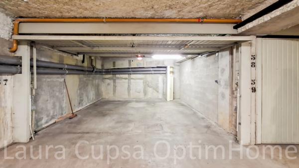 LIVRY GARGAN - 5 PIECES - 122,5 m² - RESIDENCE PIERRE DE TAILLE - ASCENSEUR - 2 BALCONS - DOUBLE BOX