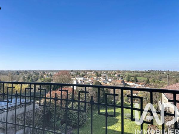 Maison à vendre 11 pièces 269 m² Parthenay