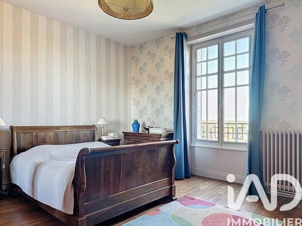 Maison à vendre 11 pièces 269 m² Parthenay