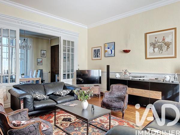 Maison à vendre 11 pièces 269 m² Parthenay