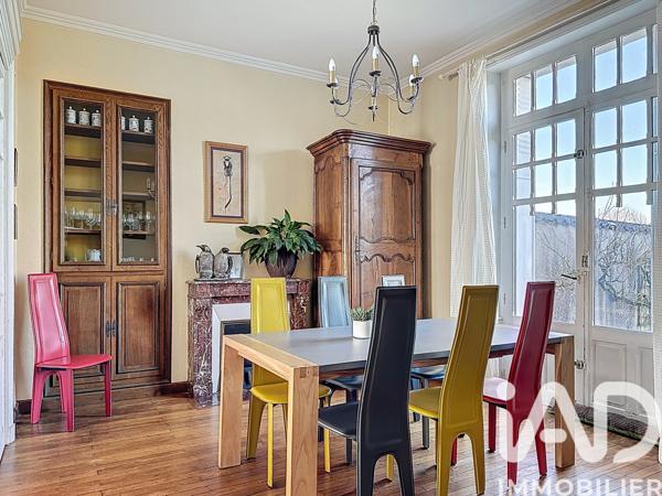 Maison à vendre 11 pièces 269 m² Parthenay