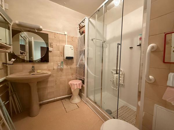 Centre ville appartement Pau 5 pièce(s) garage fermé et place de parking