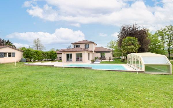 Maison à vendre    7 pièces • 165 m2 Jourgnac