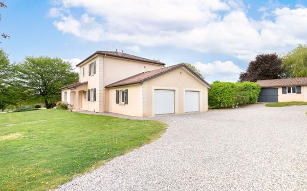Maison à vendre    7 pièces • 165 m2 Jourgnac