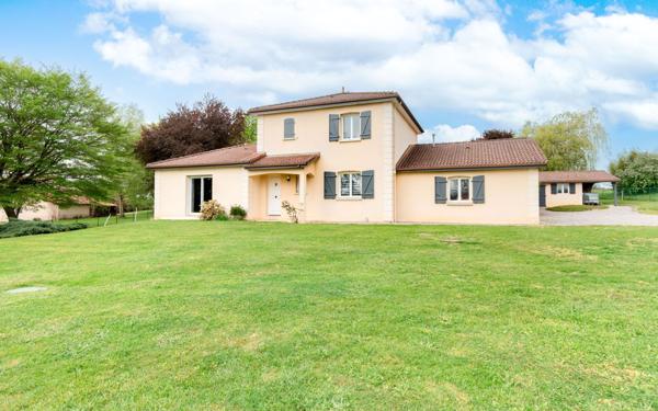 Maison à vendre    7 pièces • 165 m2 Jourgnac