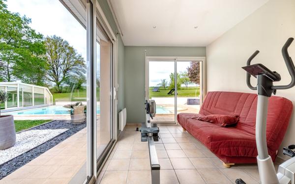Maison à vendre    7 pièces • 165 m2 Jourgnac