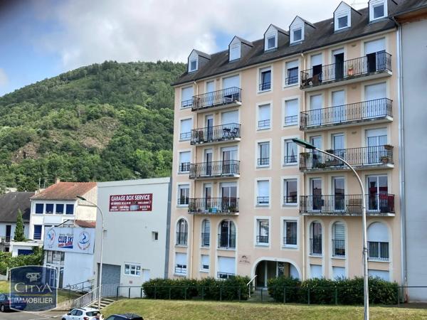 Appartement à louer 2 pièces 41.71m² Lourdes (65100)
