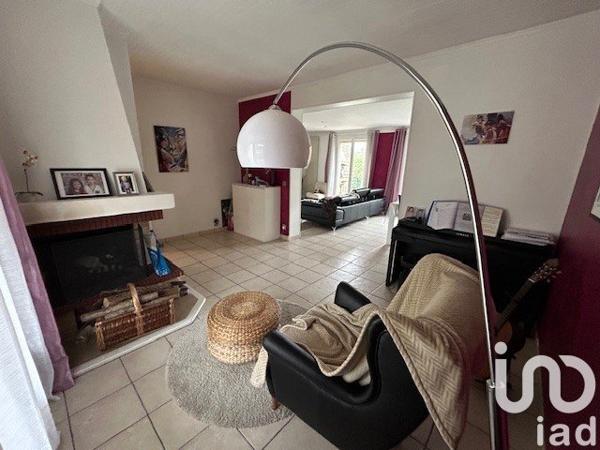 Maison 5 pièces de 131 m² à Chevilly-Larue (94550)