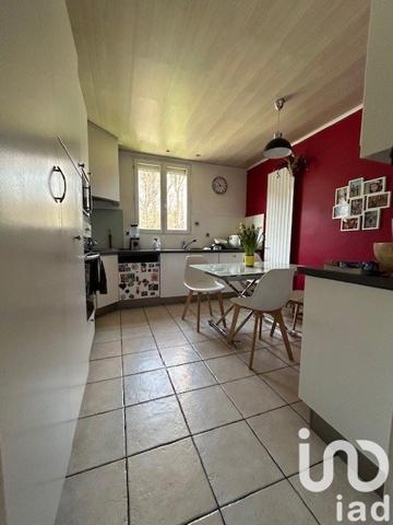 Maison 5 pièces de 131 m² à Chevilly-Larue (94550)