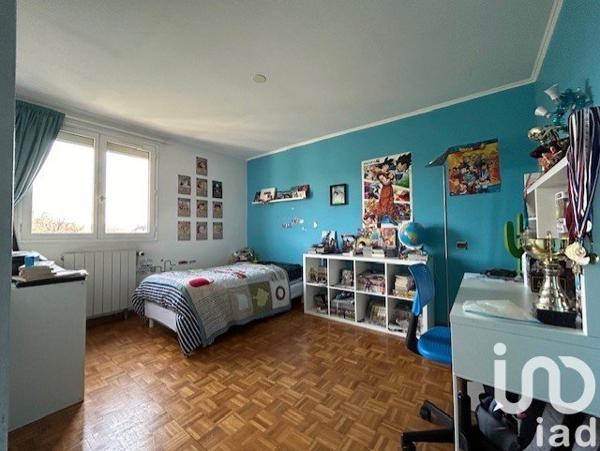 Maison 5 pièces de 131 m² à Chevilly-Larue (94550)