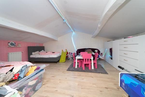 Maison 254 880 € Saint-Savin 5 p 160 m² DPE C
