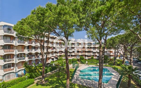 Appartement à vendre    3 pièces • 57,45 m2 Mandelieu-la-Napoule