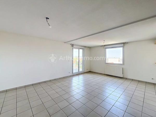 Location                                                      Appartement
                        
                     3 pièces                      78 m2                     à Clermont-Ferrand