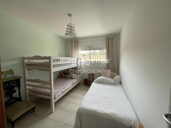 Maison à SABLES D OLONNE, 85180 - 6 pièces 174m²