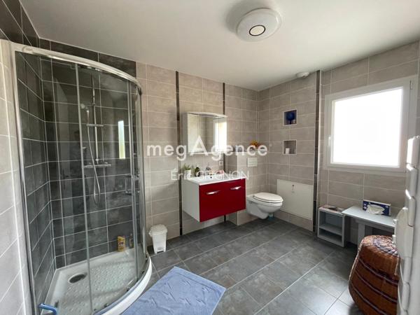 Maison à SABLES D OLONNE, 85180 - 6 pièces 174m²