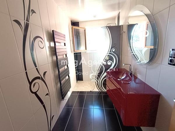 Maison à Aizenay, 85190 - 9 pièces 172m²