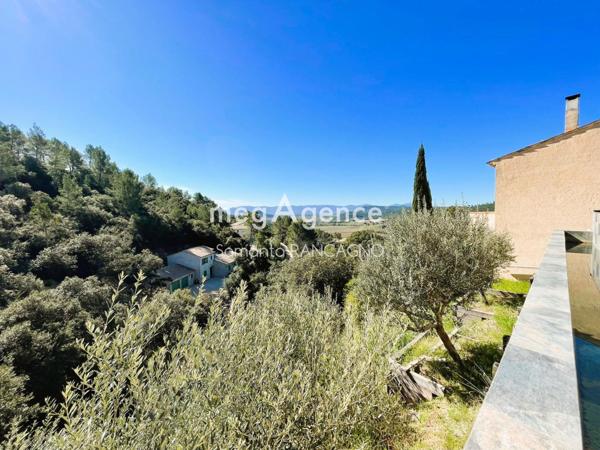 Maison à TARADEAU, 83460 - 6 pièces 150m²