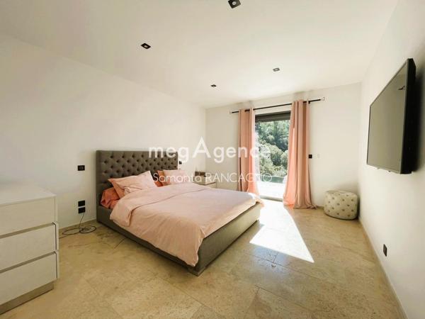 Maison à TARADEAU, 83460 - 6 pièces 150m²