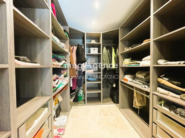 Maison à TARADEAU, 83460 - 6 pièces 150m²