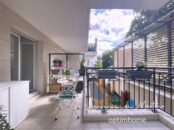 Appartement à vendre 4 pièces LA GARENNE COLOMBES (92), avec balcon, cave et parking