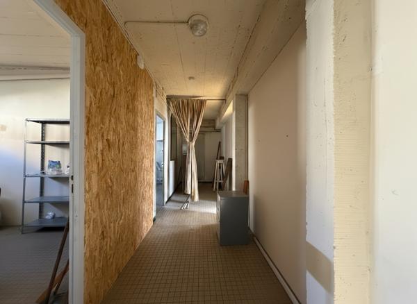 RARE : L'ELEGANCE A REINVENTER AU COEUR DE LA COTE PAVEE