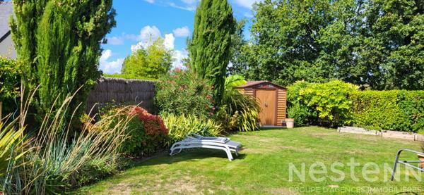 Maison contemporaine offrant une vie de plain de pied, a proximite du bourg