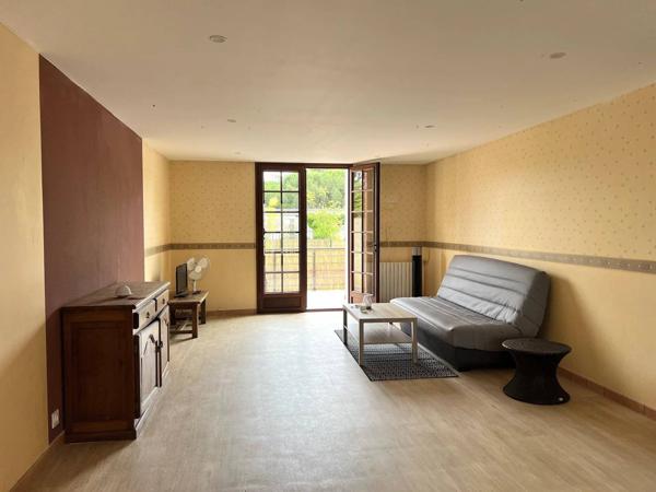 Appartement 100 m2 + terrasse, quartier hôpital