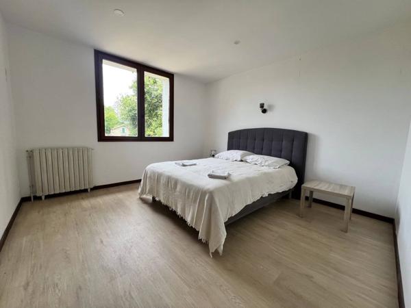 Appartement 100 m2 + terrasse, quartier hôpital