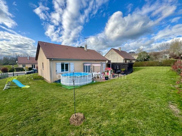Maison de plain-pied à vendre à SAINT SULPICE LES FEUILLES (87)