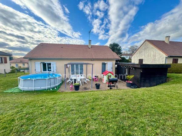 Maison de plain-pied à vendre à SAINT SULPICE LES FEUILLES (87)
