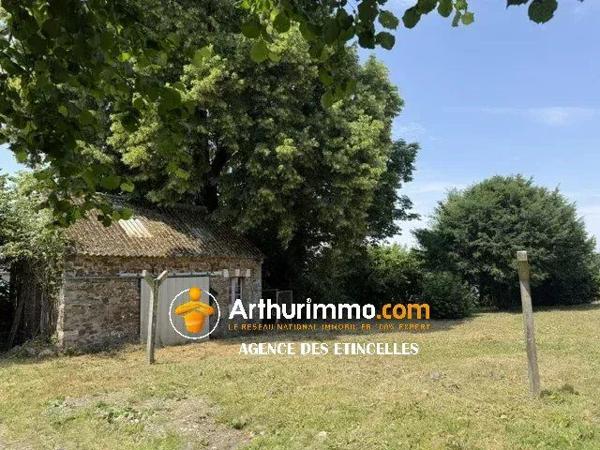 Vente                                                      Maison
                        
                     1 pièces                      26 m2                     à Martigné-Ferchaud