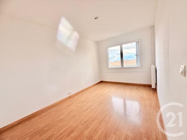 Appartement F4 à vendre  4 pièces - 80,59 m2 TREMBLAY EN FRANCE - 93