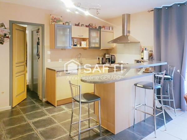 Maison 3 chbs, avec atelier et jardin clos