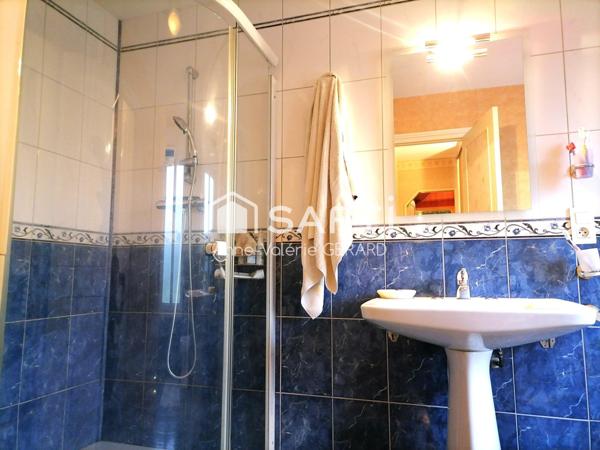 Maison 3 chbs, avec atelier et jardin clos