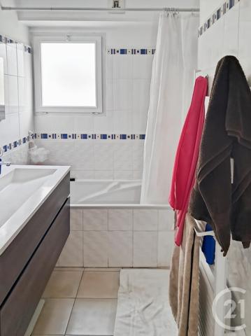 Appartement T4 à vendre  4 pièces - 79,69 m2 VANNES - 56