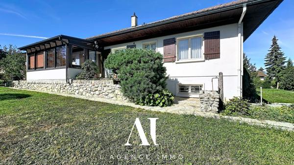 Maison traditionnelle T6 - 178 m²/361 m² - 5 Chambres - Terrasses - Vue Bassin Jurassien et Salève - Terrain 1252 m² - NEYDENS 74160