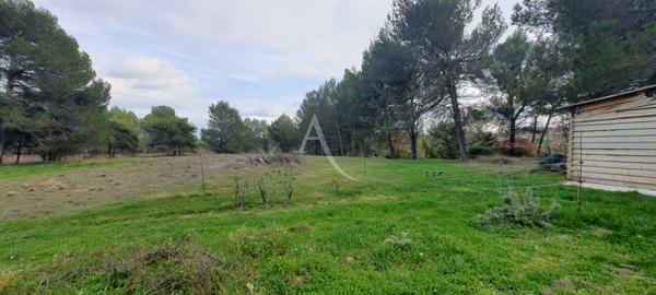 VILLA D'EXCEPTION TYPE5 AVEC PISCINE SUR TERRAIN DE 8510m² A PIERREVERT