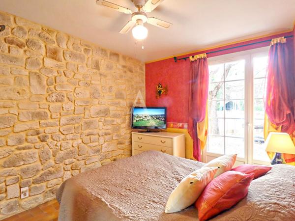 VILLA D'EXCEPTION TYPE5 AVEC PISCINE SUR TERRAIN DE 8510m² A PIERREVERT
