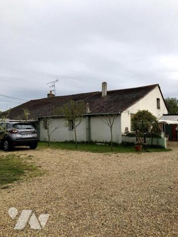 Secteur LOUAILLES : Fermette comprenant 2 logements