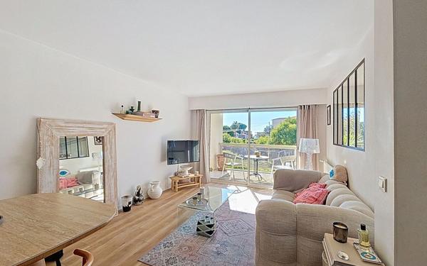 Appartement à vendre    2 pièces • 47,66 m2 Saint-Laurent-du-Var