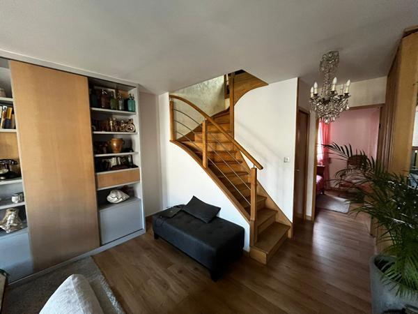 HAUTE MITRIE - A vendre - Bel appartement en duplex au dernier étage d'une petite copropriété récente - 3 chb - Garage en sous-sol