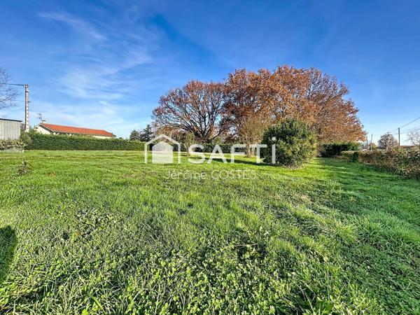 Terrain à Bâtir d'environ 1000 m2 + double garage