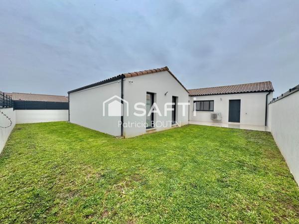 PLAIN PIED 4 CHAMBRES DONT UNE SUITE PARENTALE, GARAGE ET JARDIN A VOUILLE